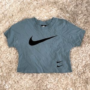 Nike Crop Tee